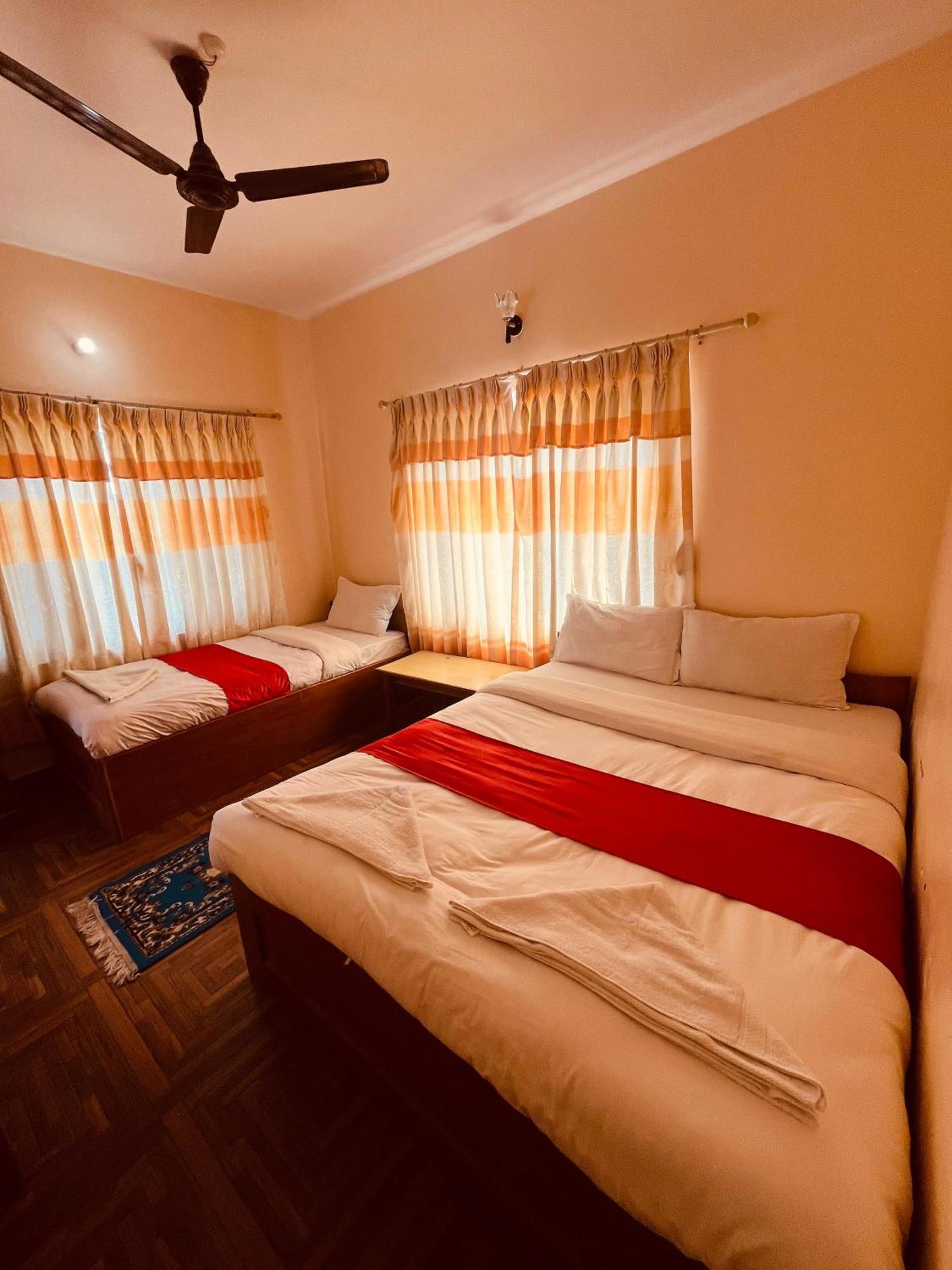 Hotel Global Inn 포카라 외부 사진