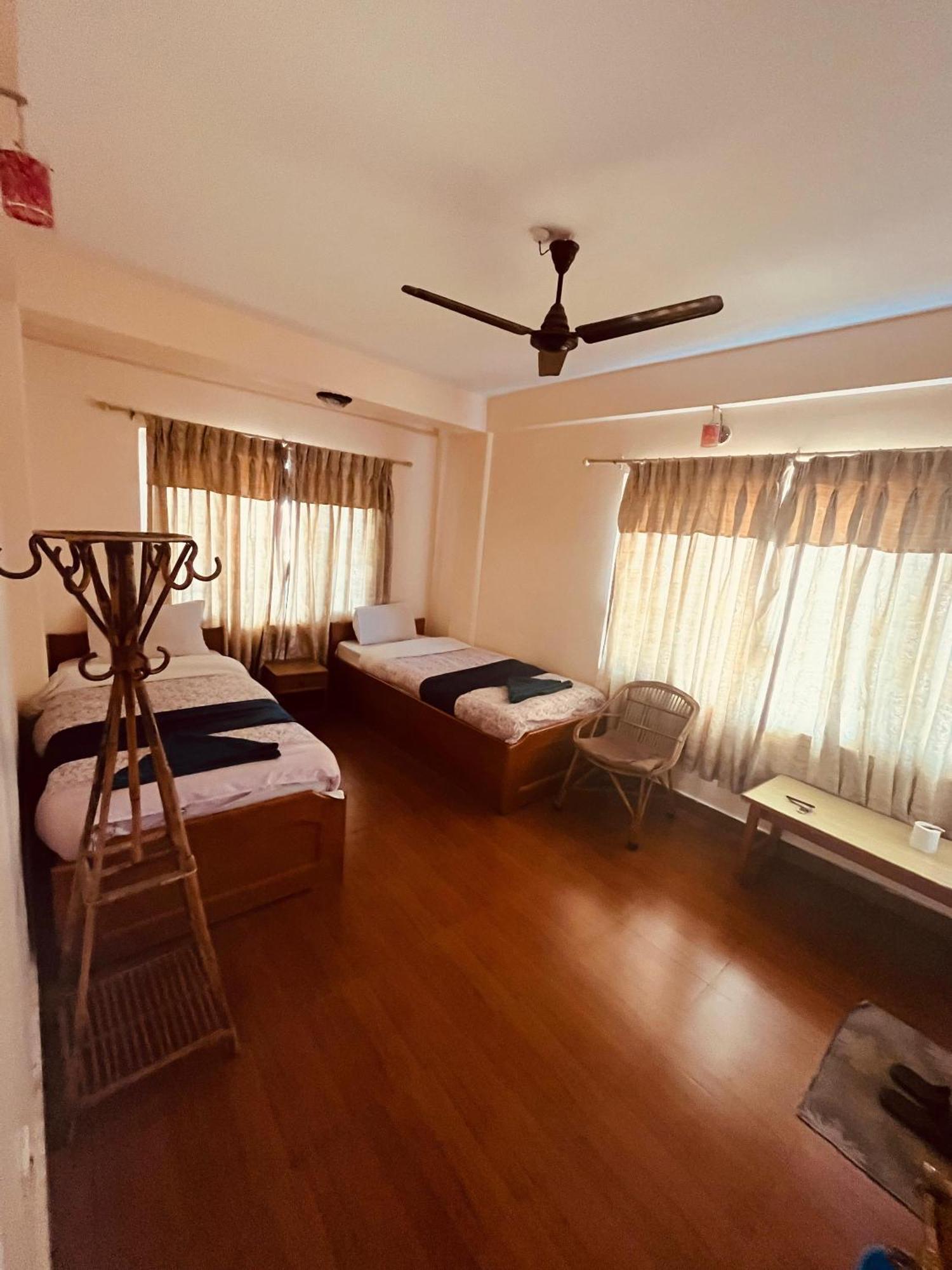 Hotel Global Inn 포카라 외부 사진