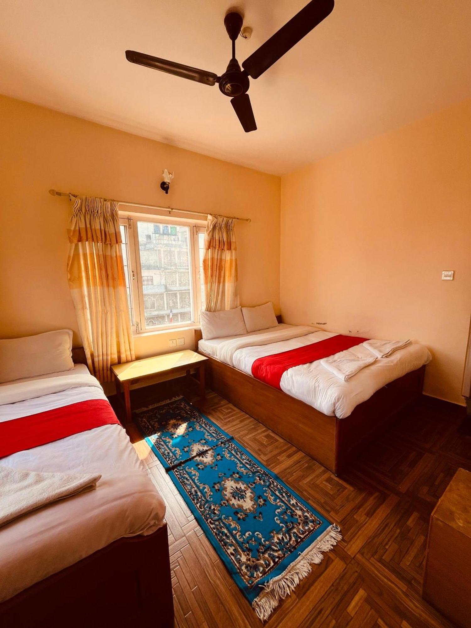 Hotel Global Inn 포카라 외부 사진